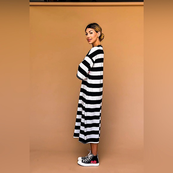 Dressed in LALA Dresses Dressed In Lala Ozzy Dress In Stripes